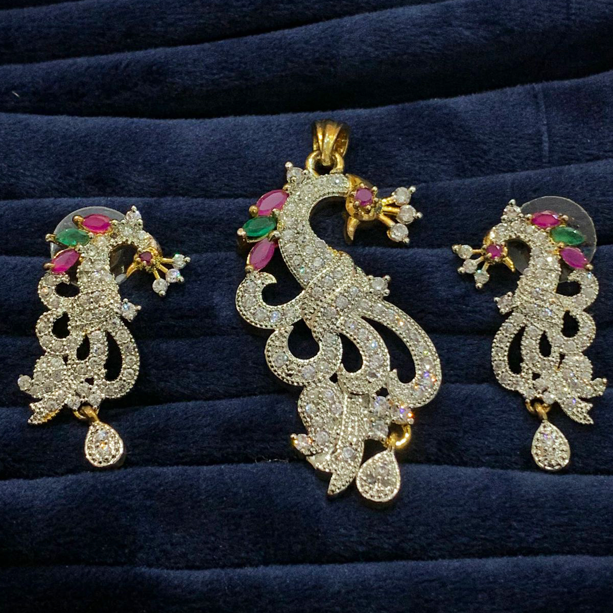 AD Pendant Set For Woman and Girls