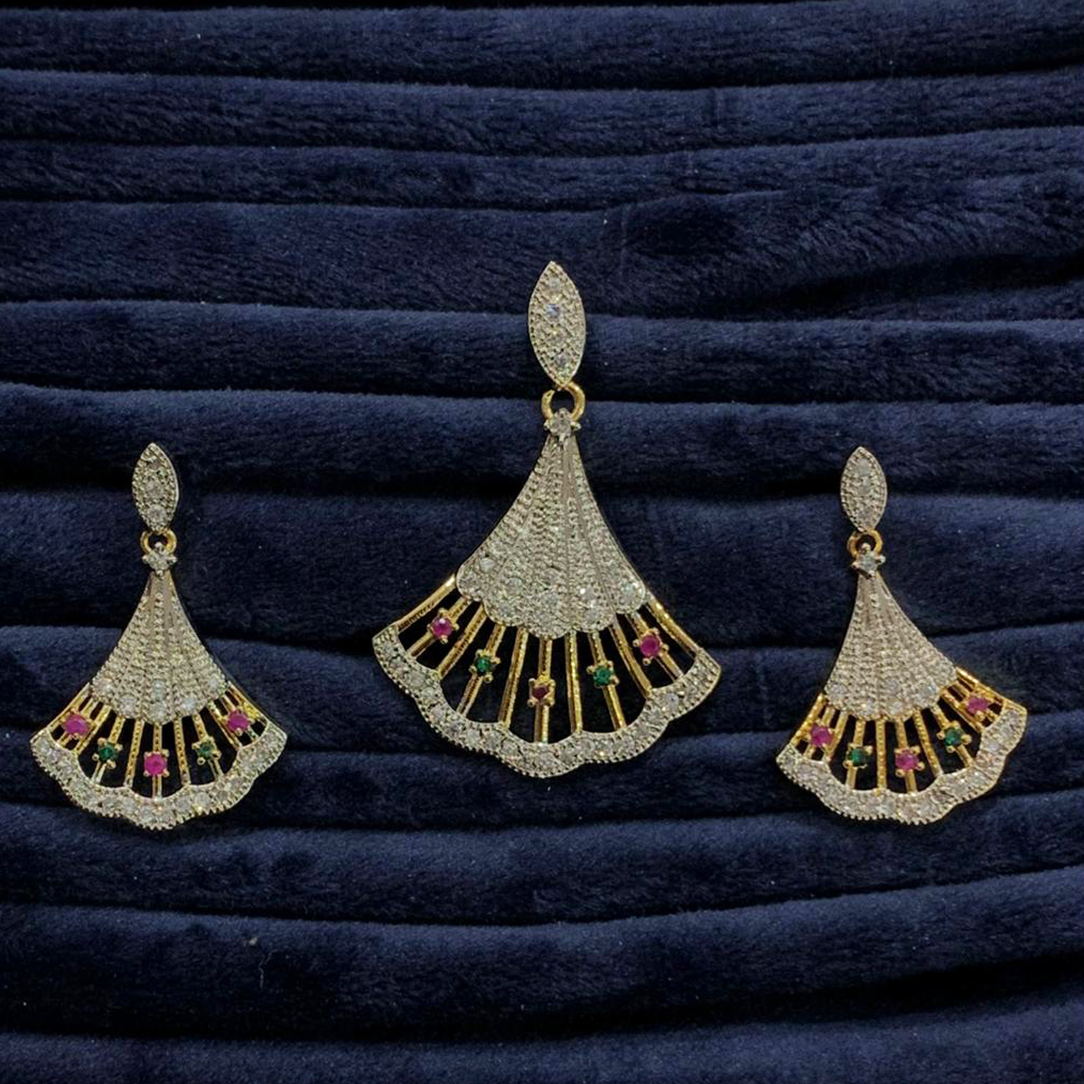 AD Jewellery Pendant Set For Woman